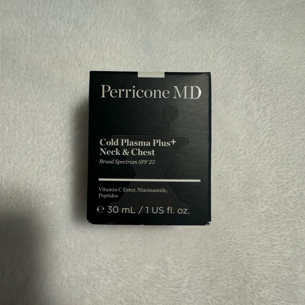 Perricone MD Cold Plasma Plus+ Neck & Chest
Broad Spectrum SPF 25
